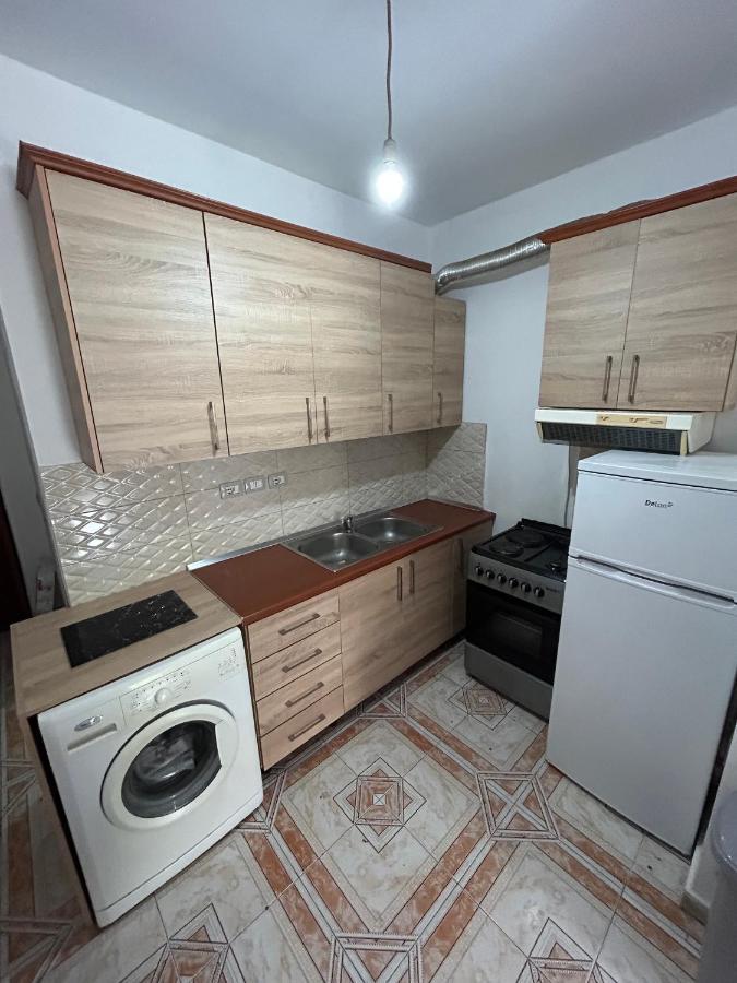A&X Cozy And Tranquil Apartment - 24H Self Check-In Tirana Bagian luar foto